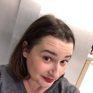 Meet your Posher, Maxine